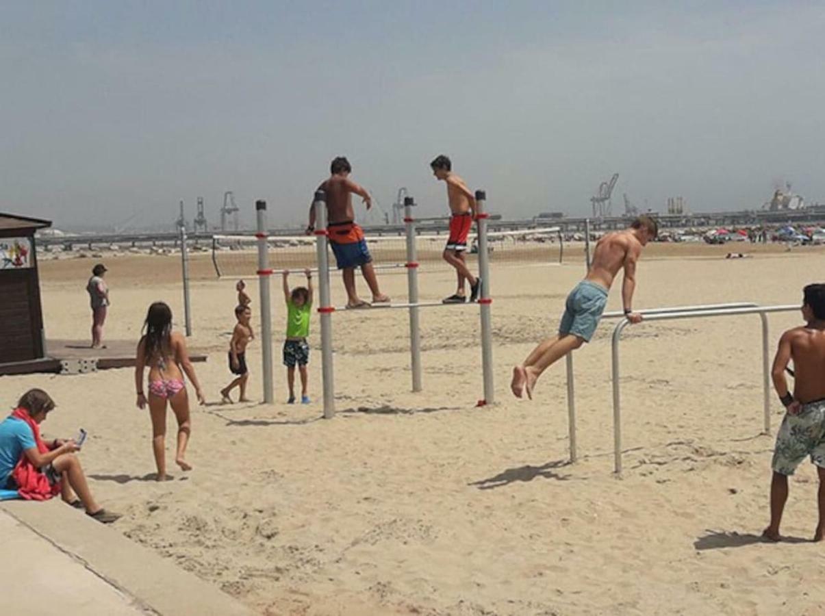 Port Aventura, Exclusivo Alojamiento La Pineda Luaran gambar